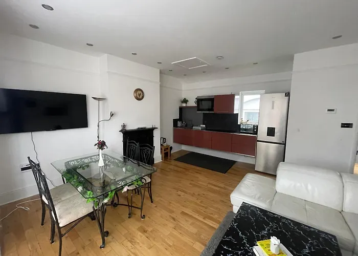 Gndj, Berkshire Apartments-Windsor Castle & Legoland
